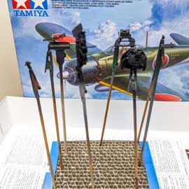 黒立ち上げ塗装の様子